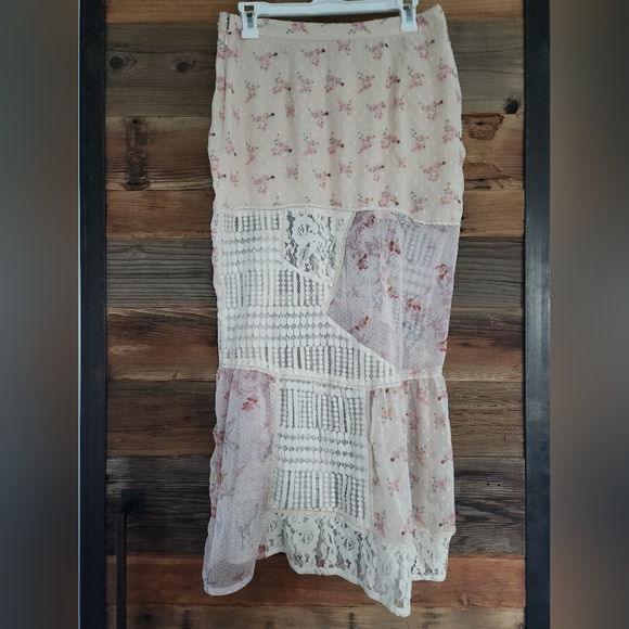 NWT Free People Daniella Lace Maxi Skirt Floral White Size M - Picture 5 of 8